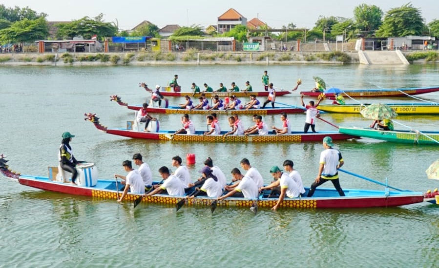 DAYUNG: Atlet PODSI tampil di Porprov VIII yang dilaksanakan di Kabupaten Mojokerto pada 2023. (CHRISTIAN YOSEP FOR JPRM)