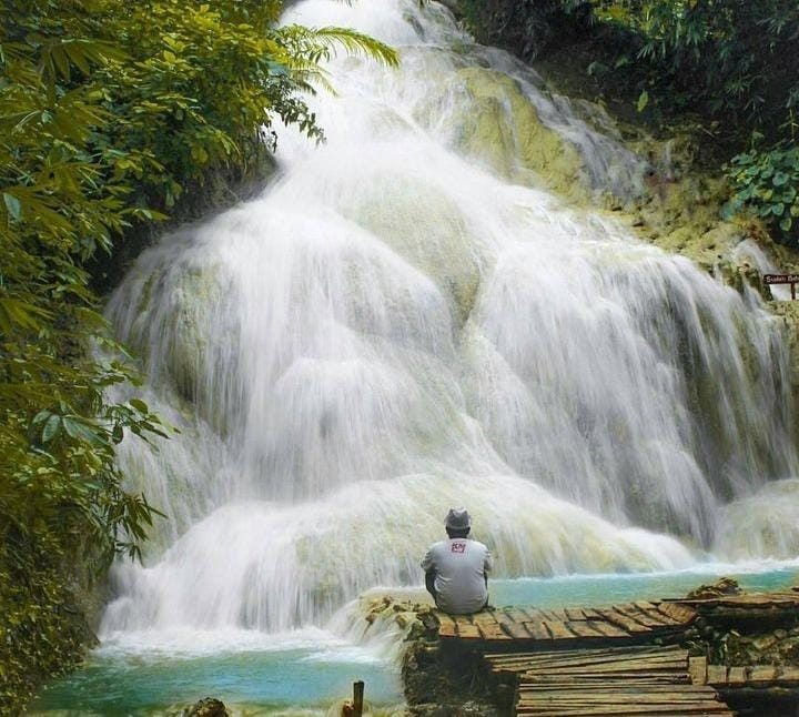 Air Terjun Gedad, destinasi wisata alam yang menawan. (Instagram @jogjaku UNTUK RadarMadura.id)