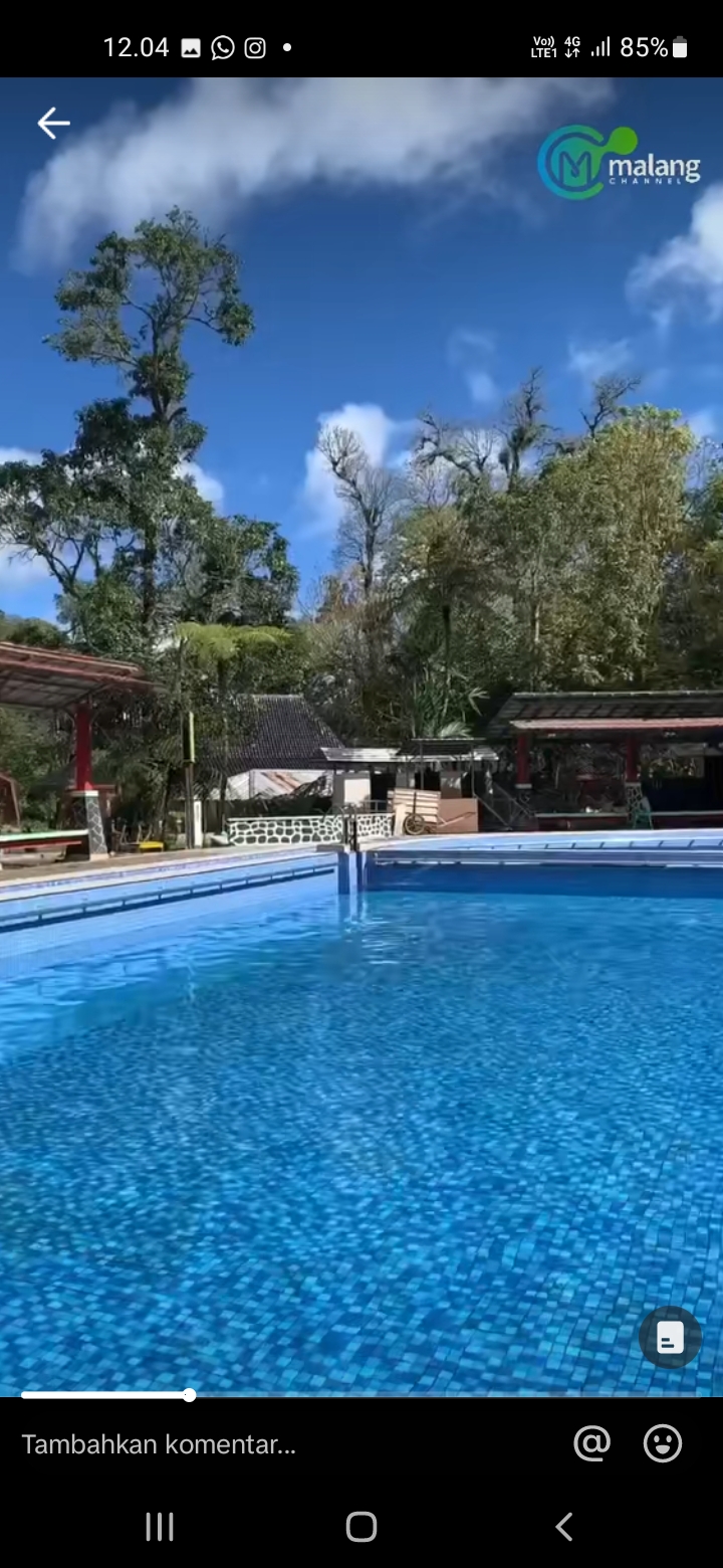 Salah Satu Kolam Pemandian Umum di Pemandian Air Panas Cangar