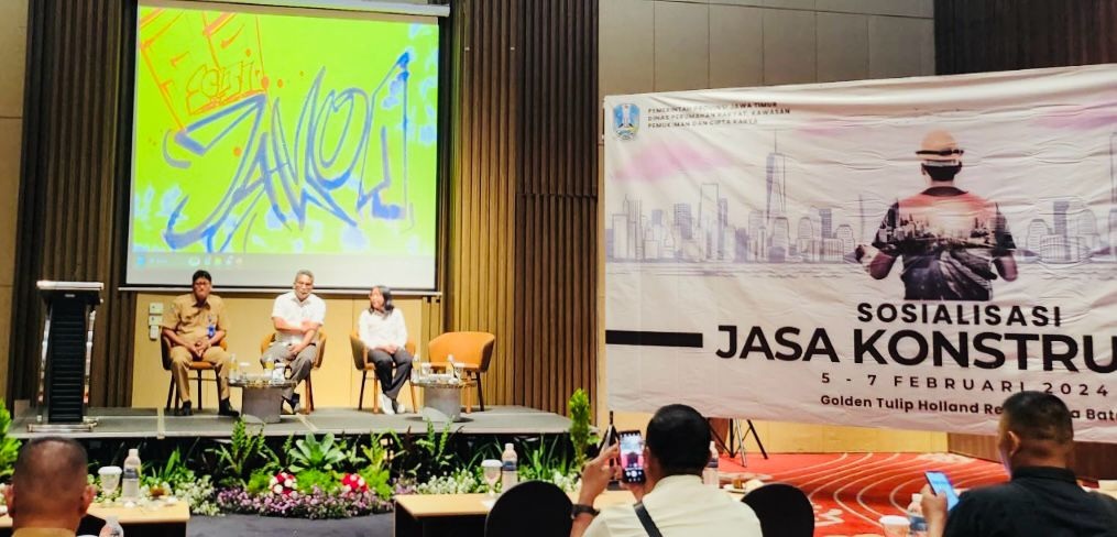 KOMPAK: Suasana sosialisasi jasa konstruksi DPRKPCK Jawa TImur di Golden Tulip Holland Resort Batu, Senin (5/2).