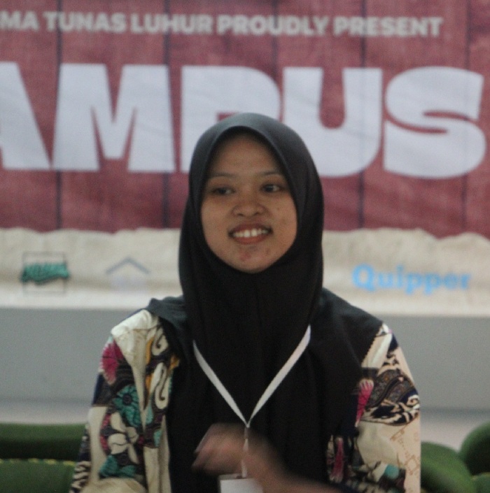 Nadia Yasmin Dini