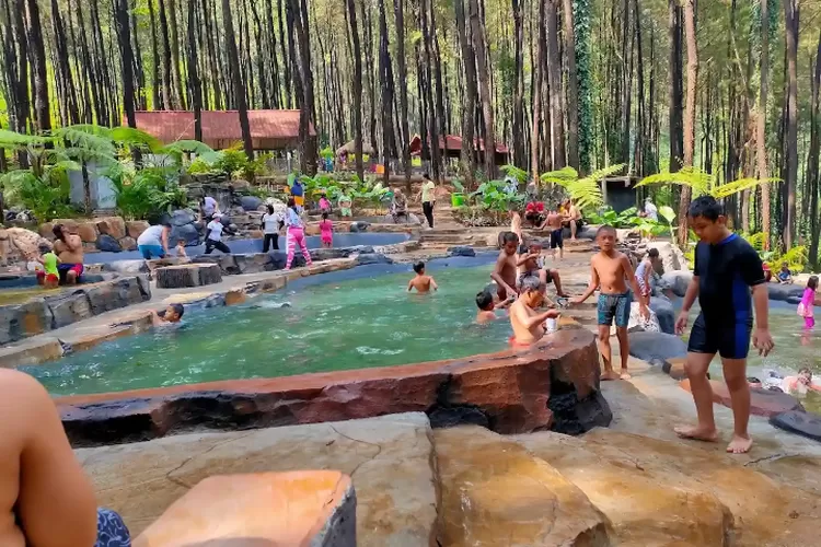 Klurak Eco Park, Wisata Viral di Mojokerto
