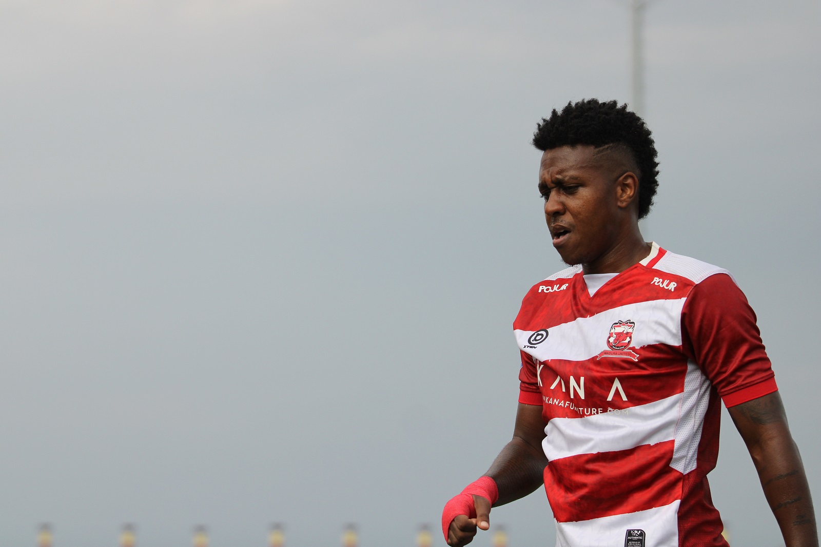 MOTIVASI: Kreator serangan Madura United Hugo Gomes dos Santos Silva akan bersua dengan mantan rekan setimnya yang kini berseragam tuan rumah Bhayangkara FC Junior Brandao. (VIVIN AGUSTIN HATONO/JPRM)