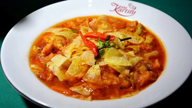 Cake, Kuliner Khas Sumenep yang Selalu Jadi Primadona di Setiap Hajatan