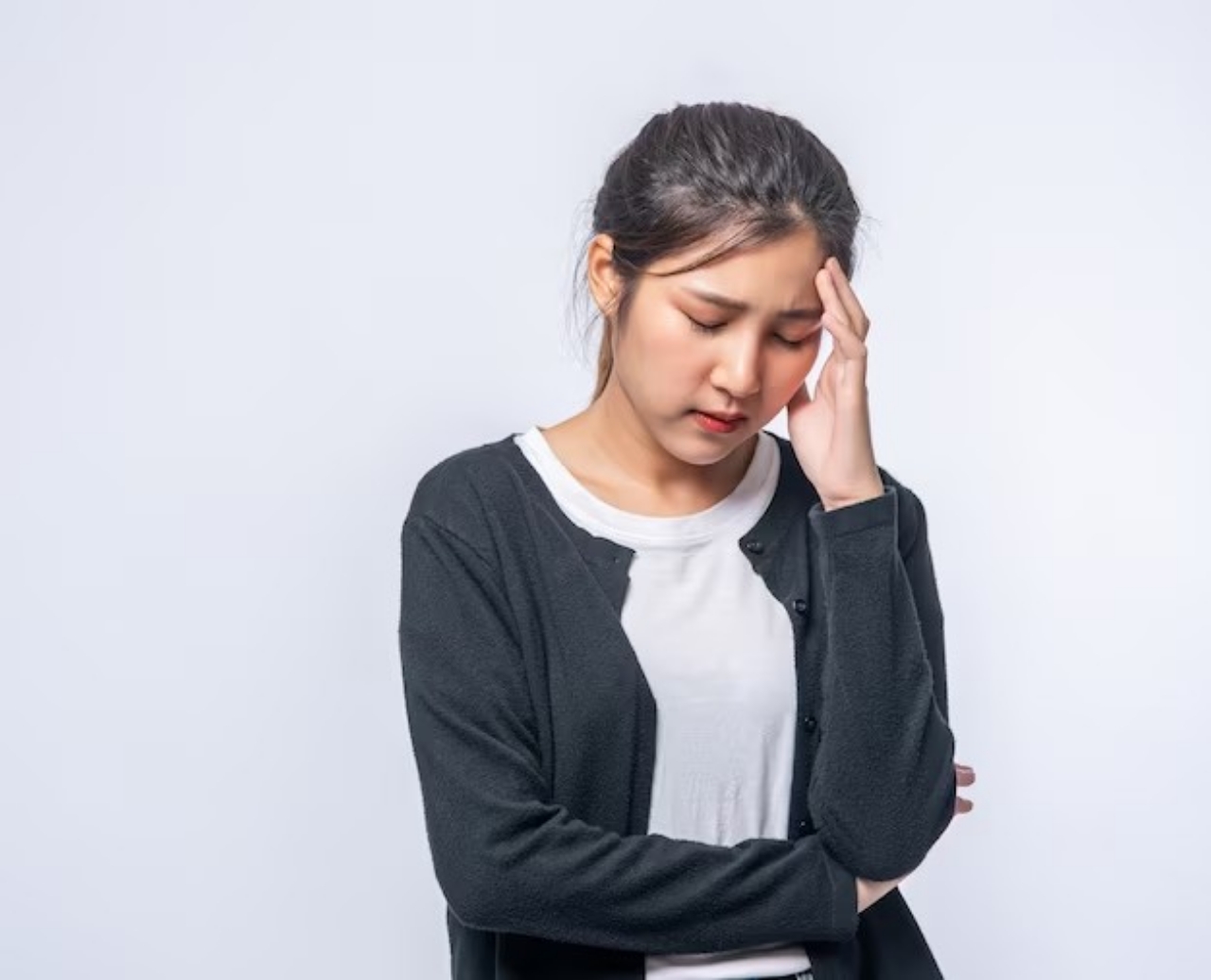 Sakit kepala menjadi masalah serius bagian semua orang, apalagi saat bulan puasa