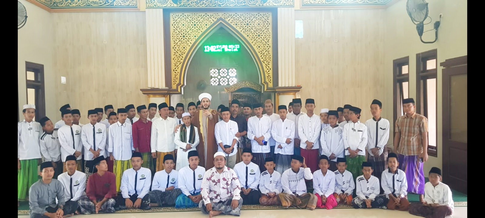 TERHARU: Kunjungan Syekh Muhammad Al-Jailani dari Libanon ke Pondok Pesantren&nbsp;Nurud Dhalam.