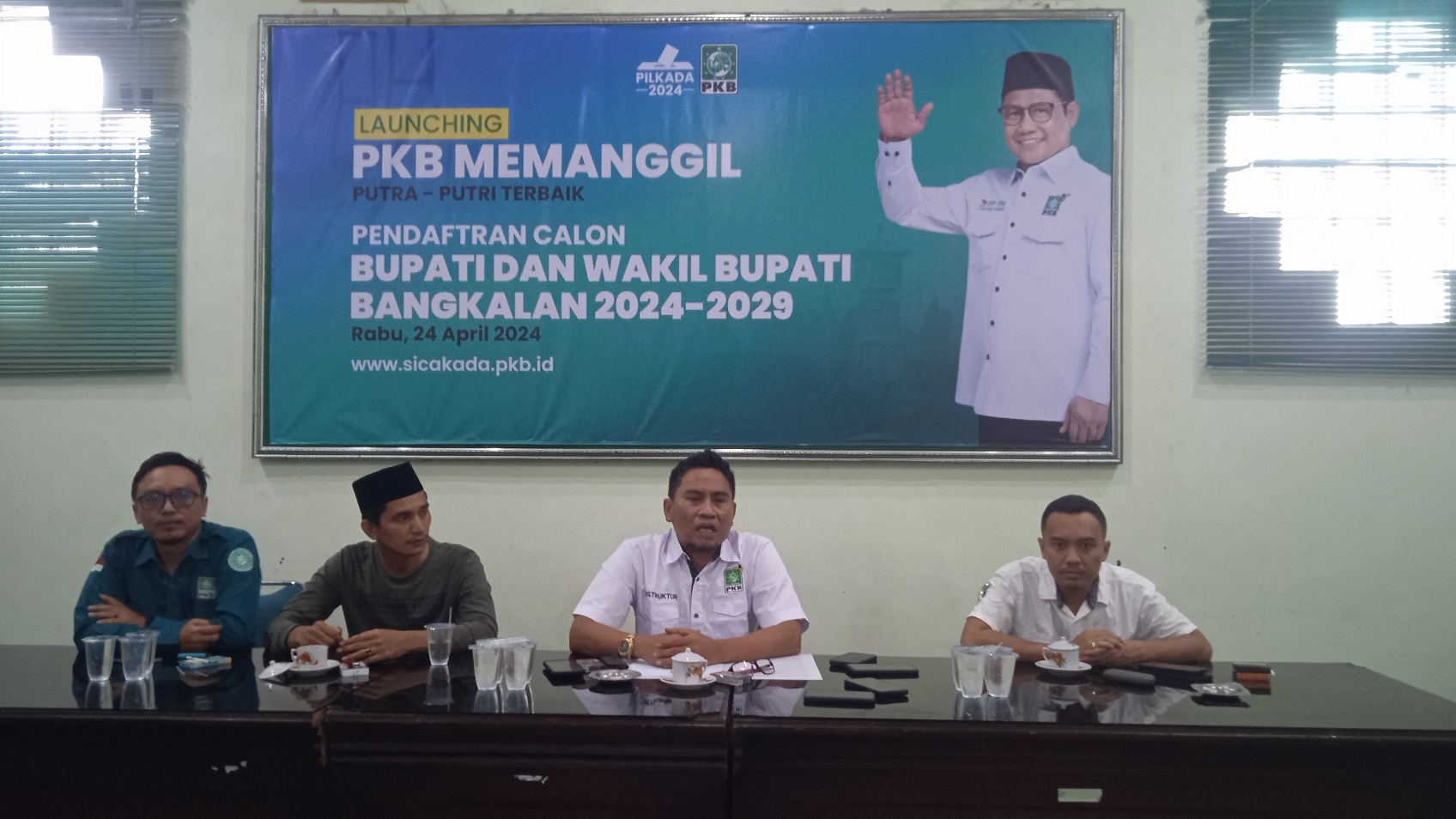 TERBUKA: Desk Pilkada DCP PKB Bangkalan membuka penjaringan pendaftaran bacabup-bacawabup pada pilkada 2024. (JUPRI/JPRM)