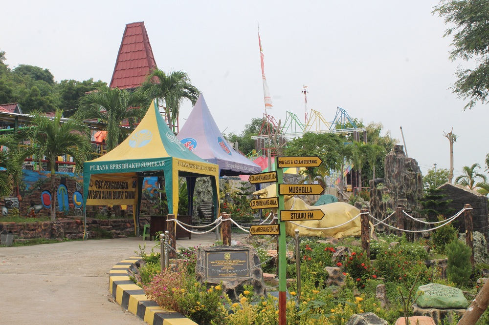 MENARIK: Suasana di dalam Bukit Tawap, Desa Pagarbatu, Kecamatan Saronggi, Sabtu (6/4). (MOHAMAD ERWIN MAULIDIN M/JPRM)