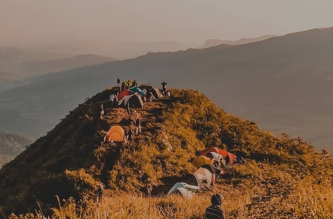 Bukit Pawuluhan Pekalongan, Surganya Para Pecinta Alam