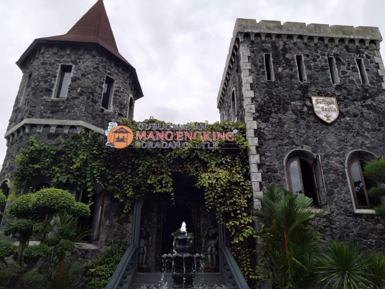 Soragan Castle Mang Engking, salah satu wisata kuliner dengan bangunan khas Eropa