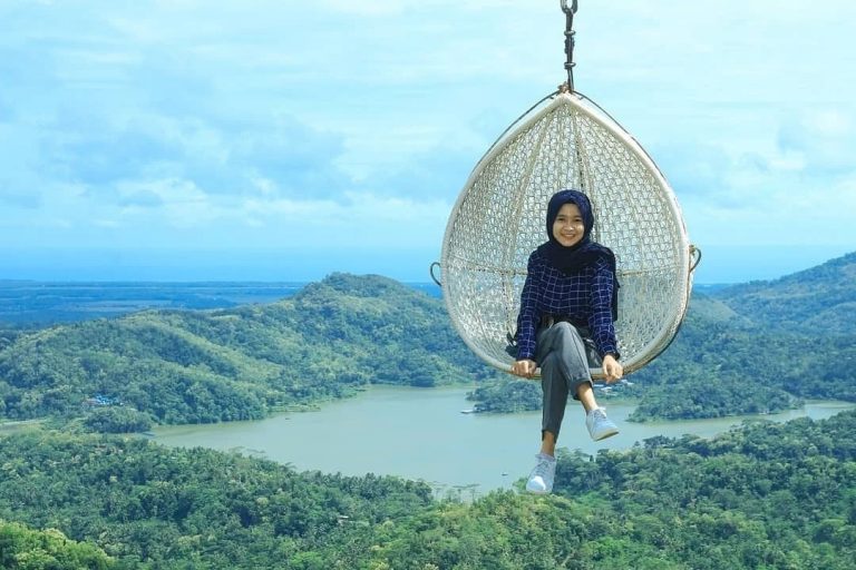 pesona keindahan wisata Pule Payung di Kulon Progo, Yogyakarta