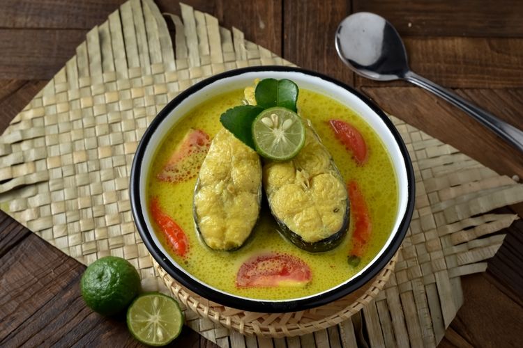Resep Ikan Bumbu Kuning Sederhana