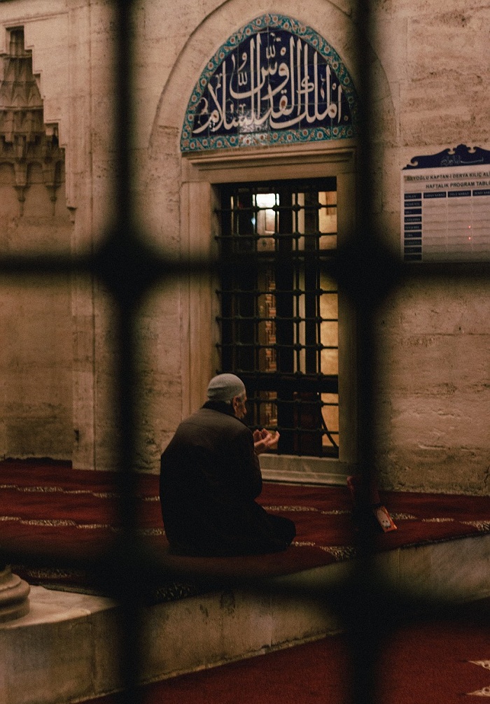 Ilustrasi  puisi M. Wildan: Doa Seorang Pendosa pada Penciptanya. (Pixabay)