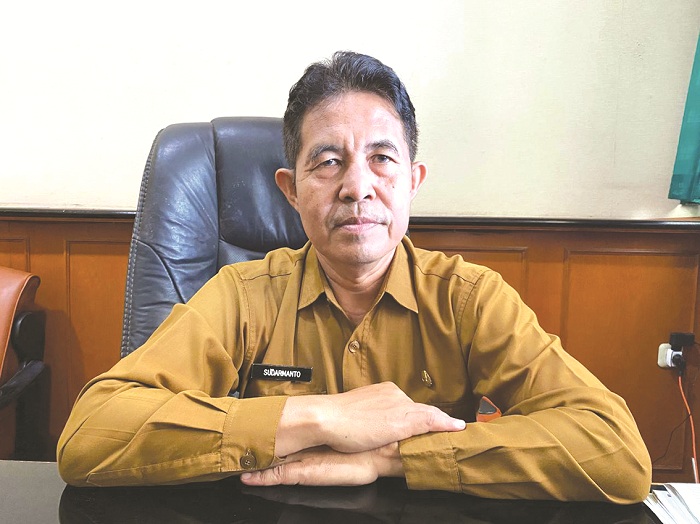 Ketua Tim Evaluasi Kinerja Pj Kades Kabupaten Sampang Sudarmanta. (ANIS BILLAH/JPRM)
