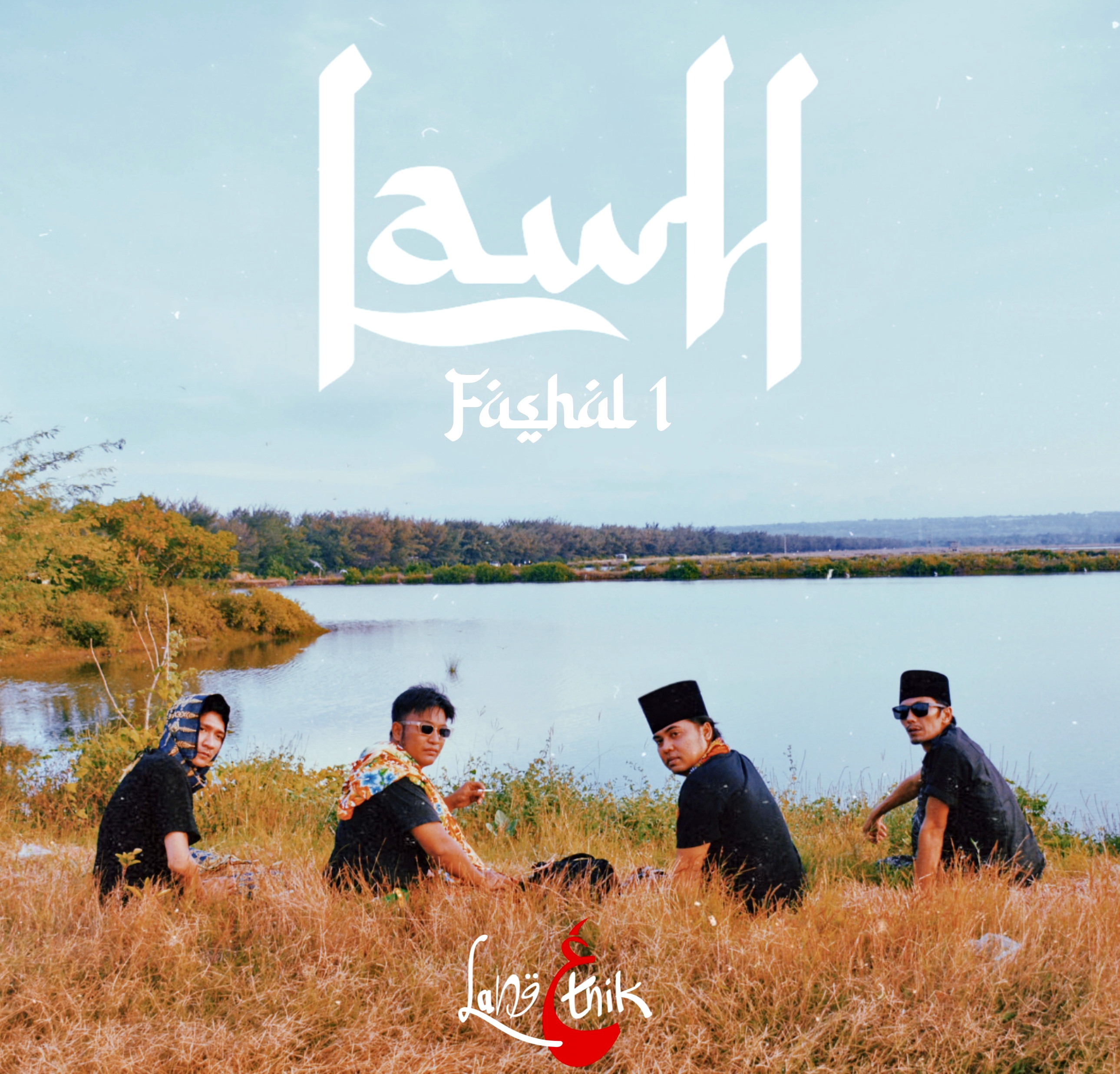 KOMPAK: Personel La Ngetnik saat pengambilan video klip untuk album perdananya. (RIFAN UNTUK JPRM)
