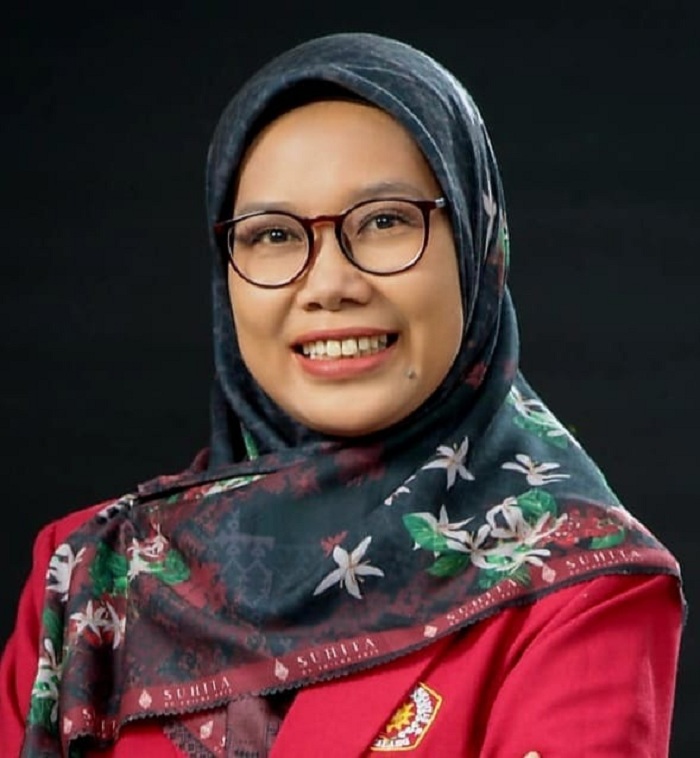 Jauharotul Makniyah, Dosen Universitas Al Amien Prenduan, Alumnus S-3 Unmuh Malang.