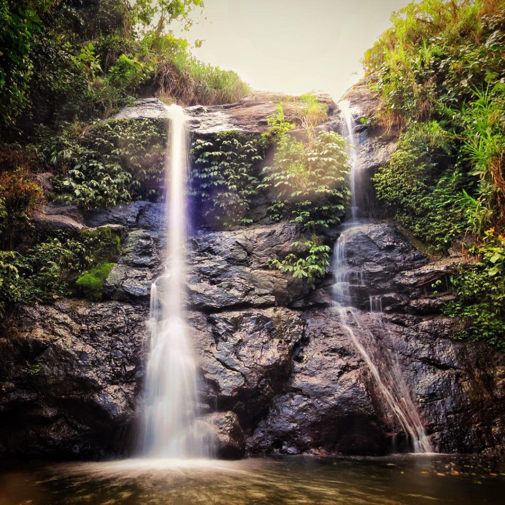 Wisata air terjun juwuk manis di Jembrana, Bali