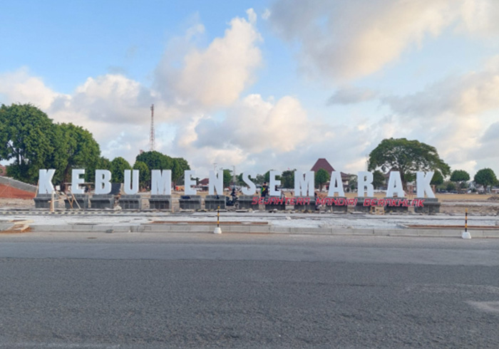 wisata kuliner dengan citarasa enak dan nama yang unik di Kebumen
