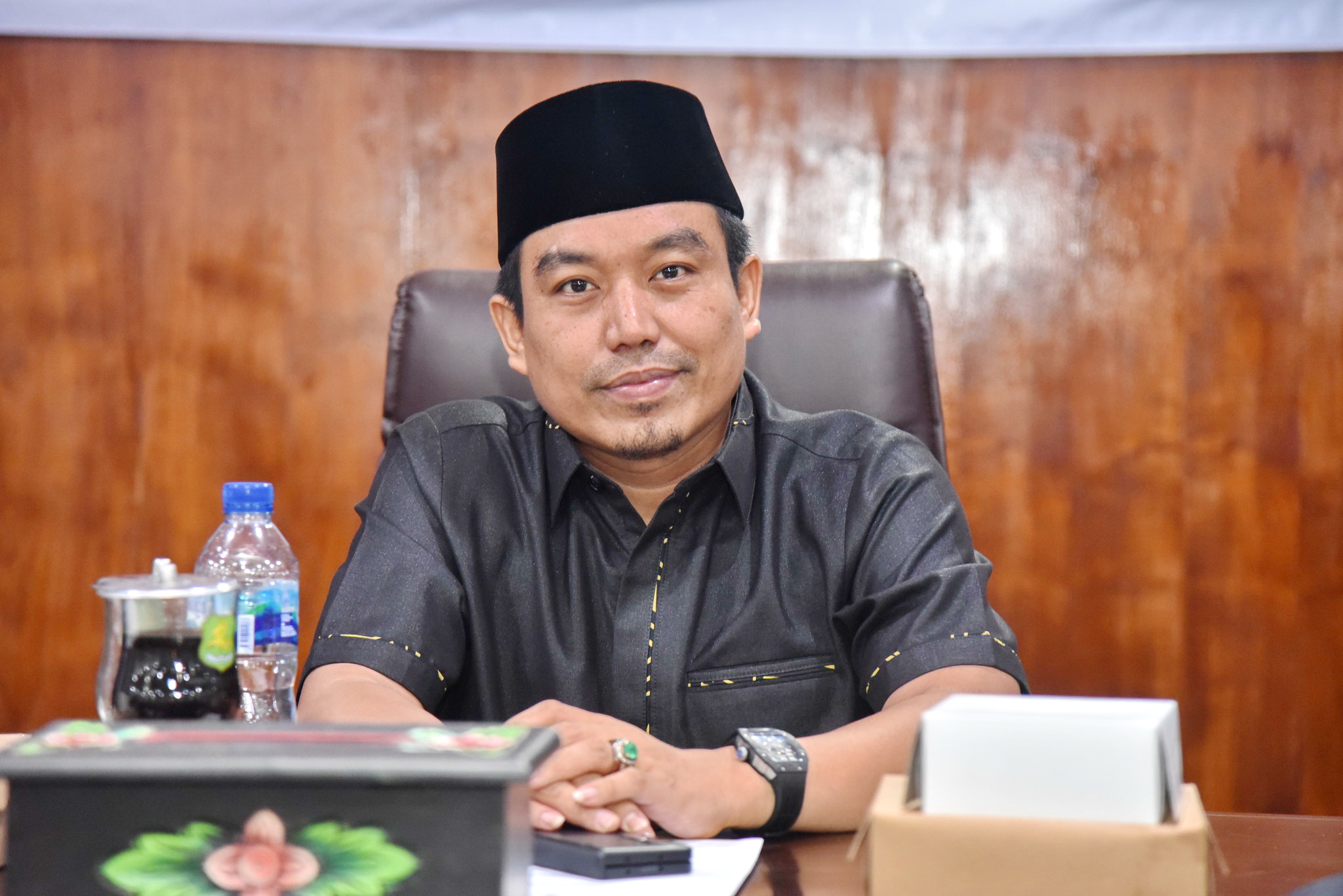 PIMPINAN PARTAI: Ketua DPC Partai Demokrat Sumenep Indra Wahyudi mengatakan dukungan partainya mengerucut pada Achmad Fauzi Wongsojudo.