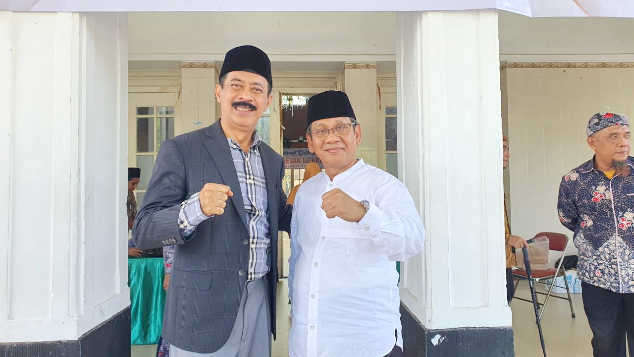 REKOM PARTAI GERINDRA: Fattah Jasin berfoto bersama RPA Mujahid Ansori dalam suatu kegiatan.