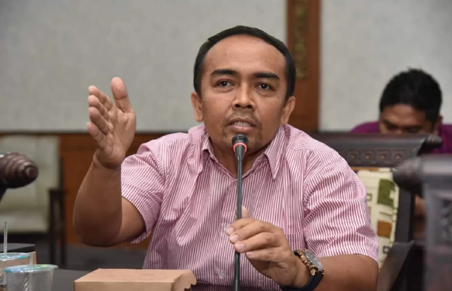 SERIUS: Ketua DPC Hanura Sumenep M. Ramzi mengatakan merapat ke pasangan Faham.