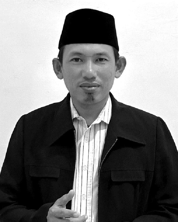 Seli, kepala Biro Kajian Strategis dan Advokasi Kebijakan Publik Fajar Merah Indonesia.