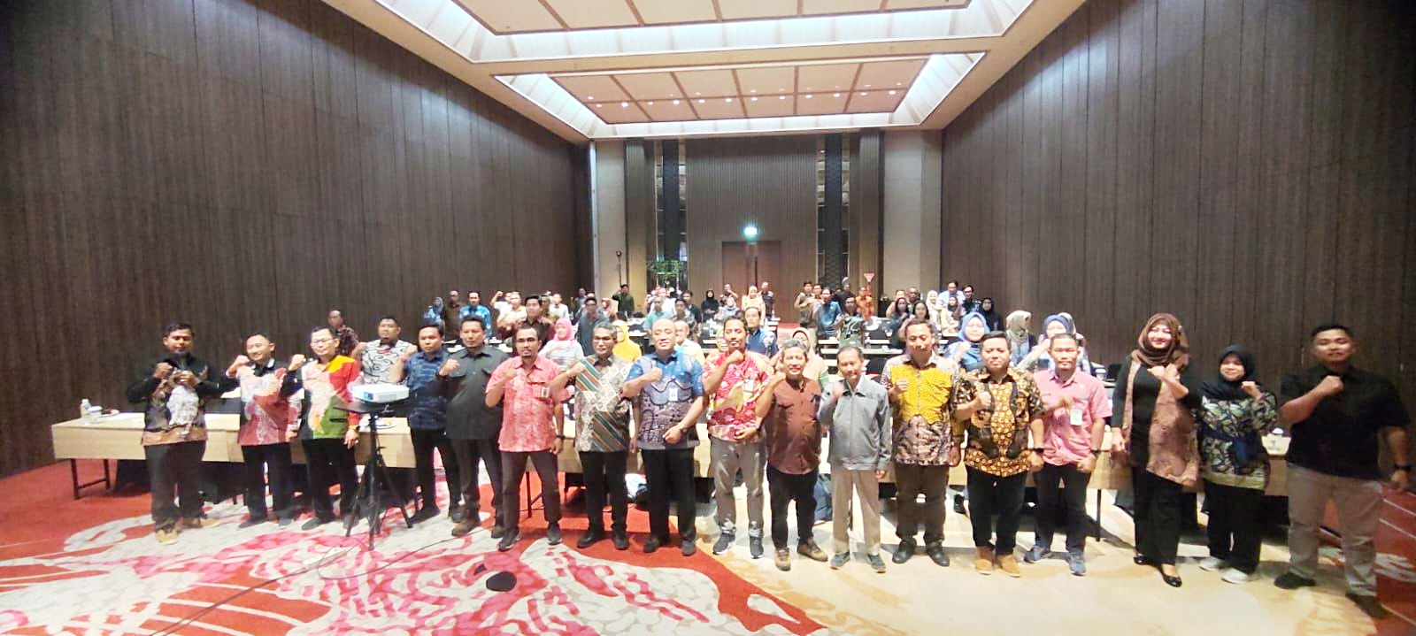 KOMPAK: DPRKPCK melaksanakan bimbingan teknis drainase di Surabaya, Minggu (18/8). (DPRKPCK JATIM UNTUK JPRM)