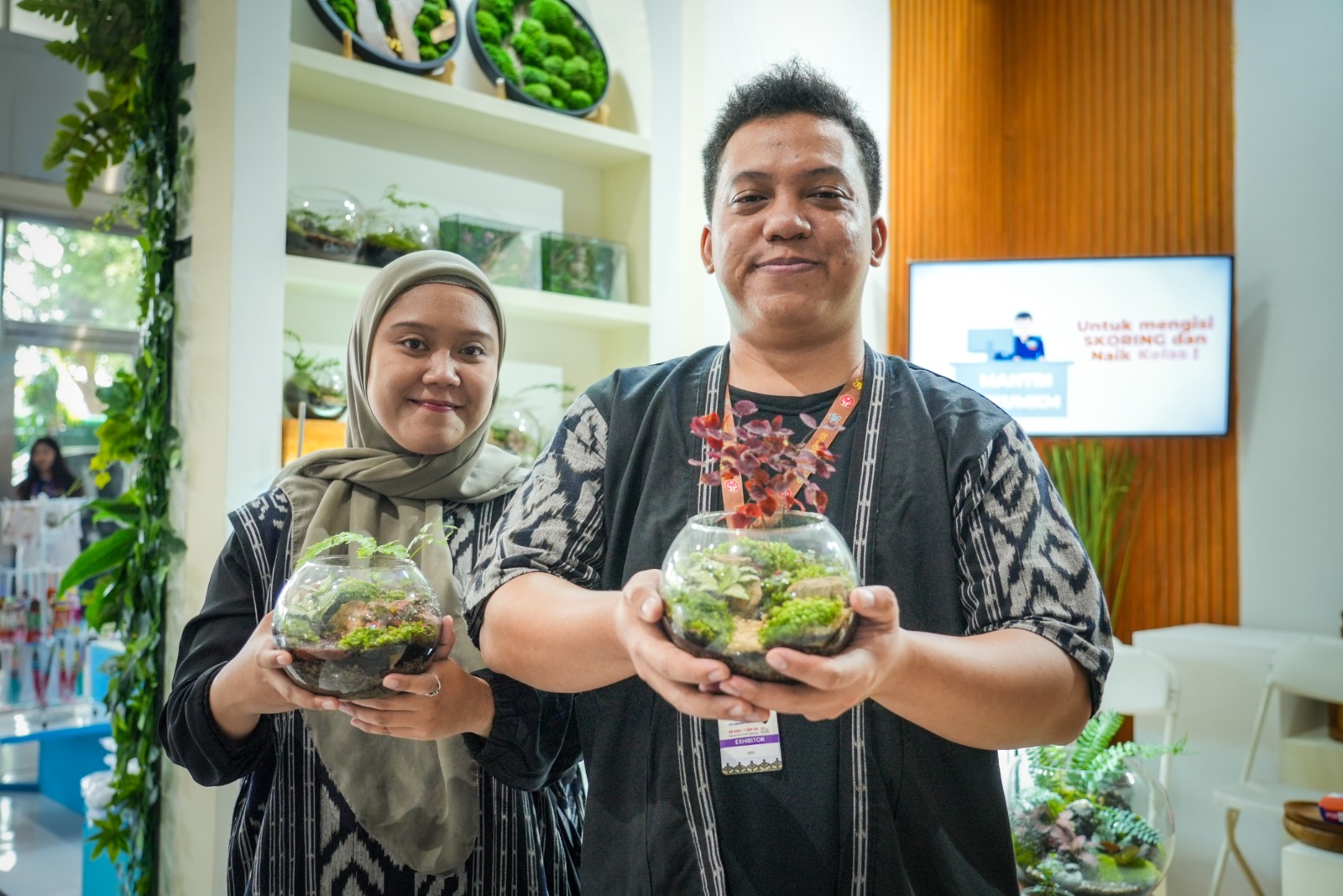 BERDAYAKAN UMKM: BRI selalu komitmen mendukung pameran UMKM kerajinan dan  seni kriya untuk naik kelas.