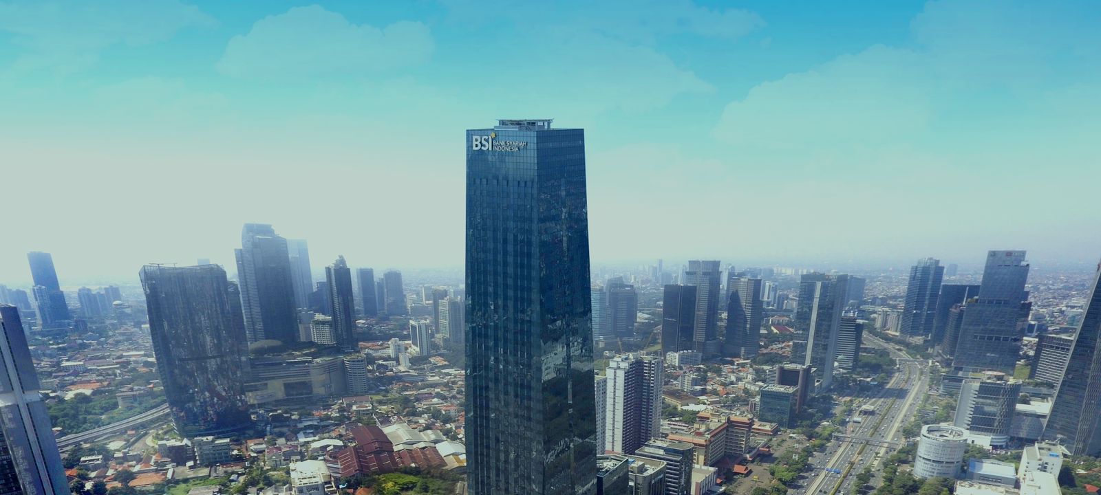 TERUS TUMBUH: BRIS mencetak rekor all time high (ATH) pasca-merger.
