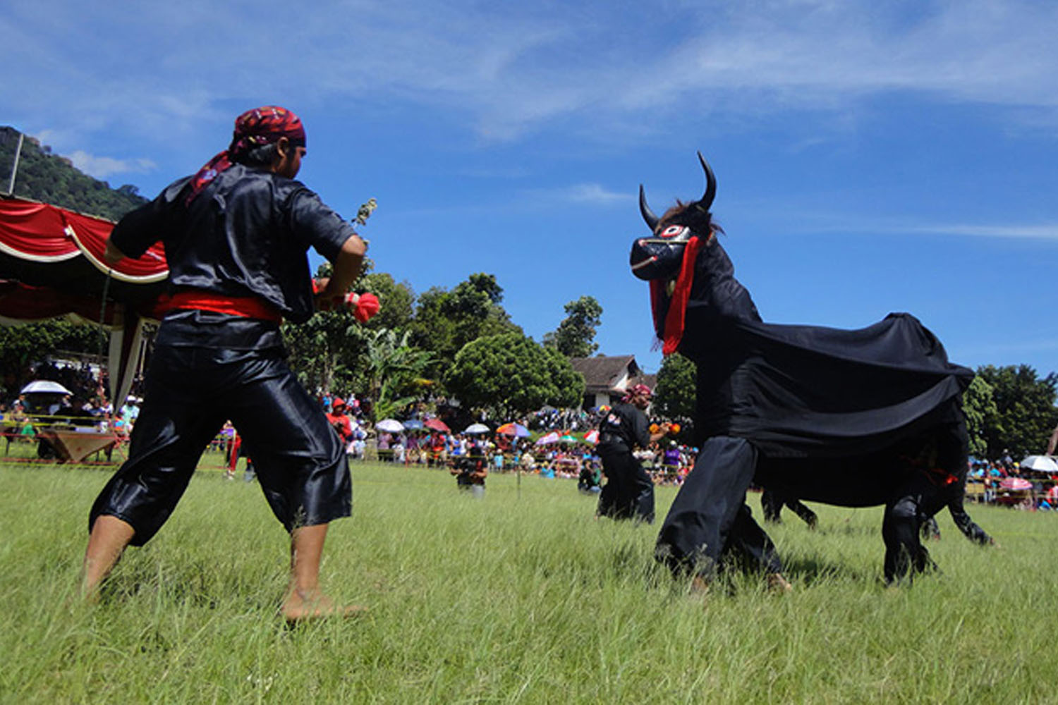 Kesenian Bantengan khas Mojokerto
