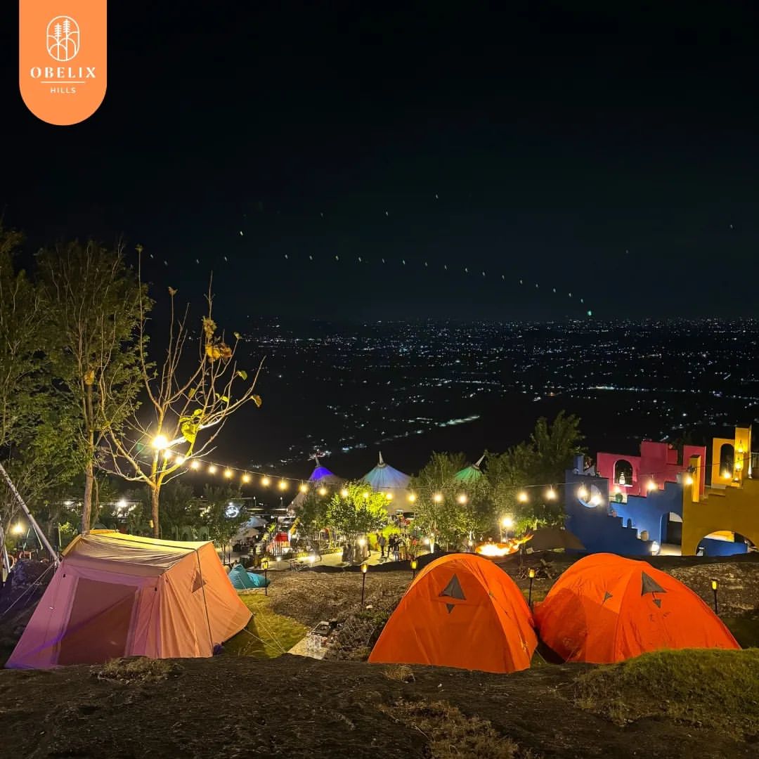 sudut pemandangan Obelix Hills di ketinggian Yogyakarta