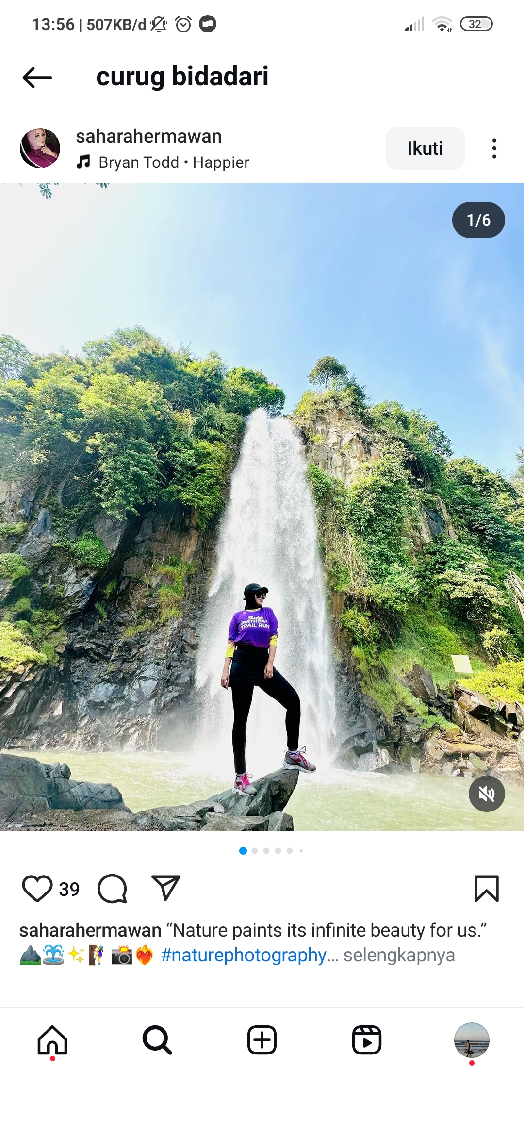 Menikmati sejuknya air terjun