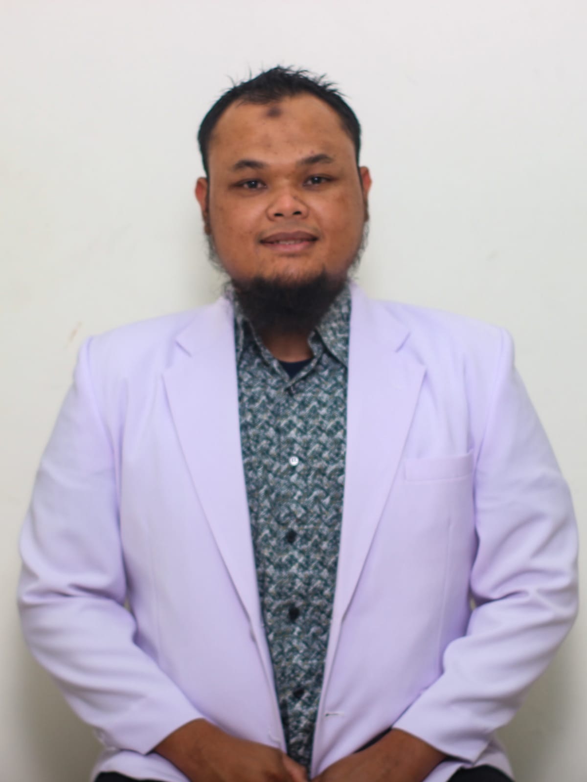 Dokter Penanggung Jawab Poli Bedah RSUD Syamrabu dr. Yusfik Helmi Hidayat, Sp.B, M.Kes., FINACS, FICS.