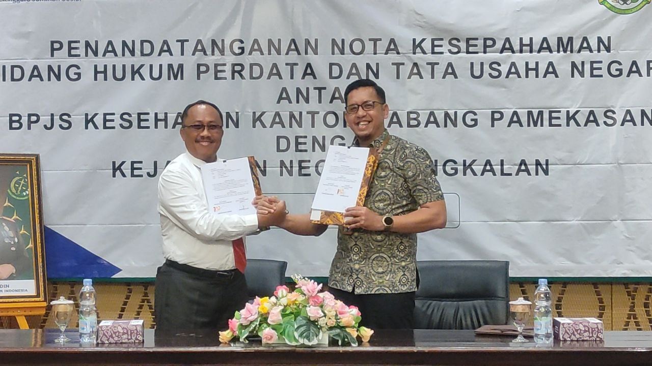 Penandatangan MoU BPJS Kesehatan dan Kejari Bangkalan