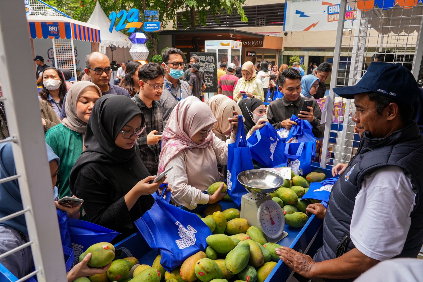 Bazar UMKM BRILian gaet delapan pelaku usaha binaan BRI dengan produk unggulan masing-masing