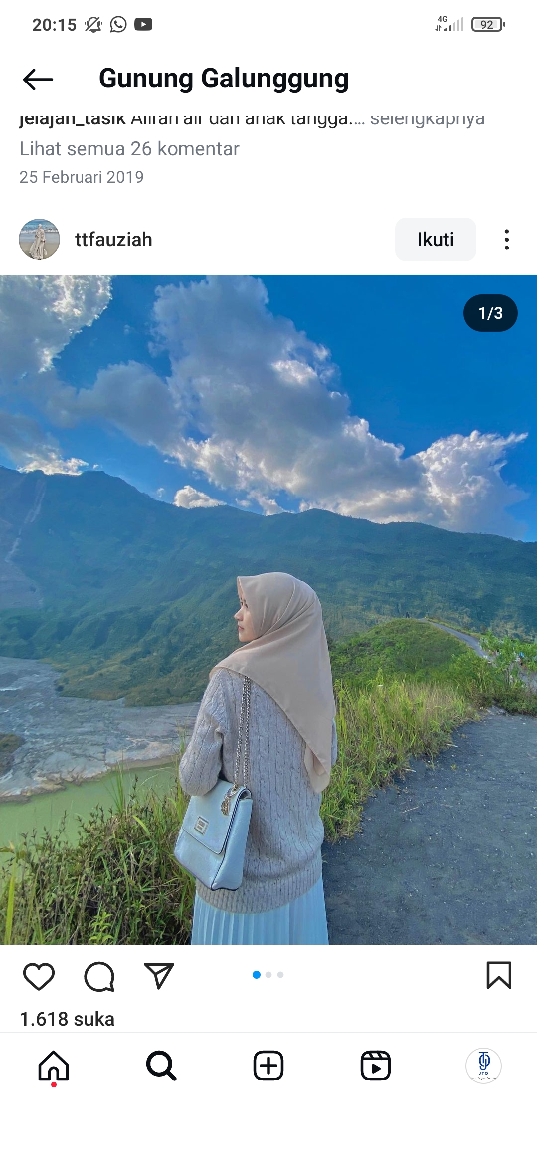 Menikmati pemandangan  Gunung Galunggung