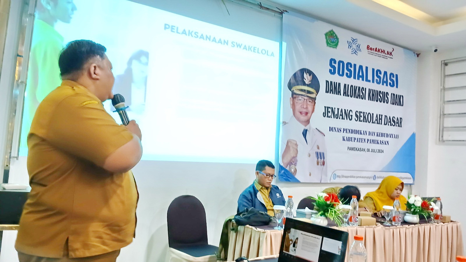 INTEGRITAS: Disdikbud Pamekasan menggelar sosialisasi DAK yang dilaksanakan Senin (8/7). (DISDKBUD UNTUK JPRM)