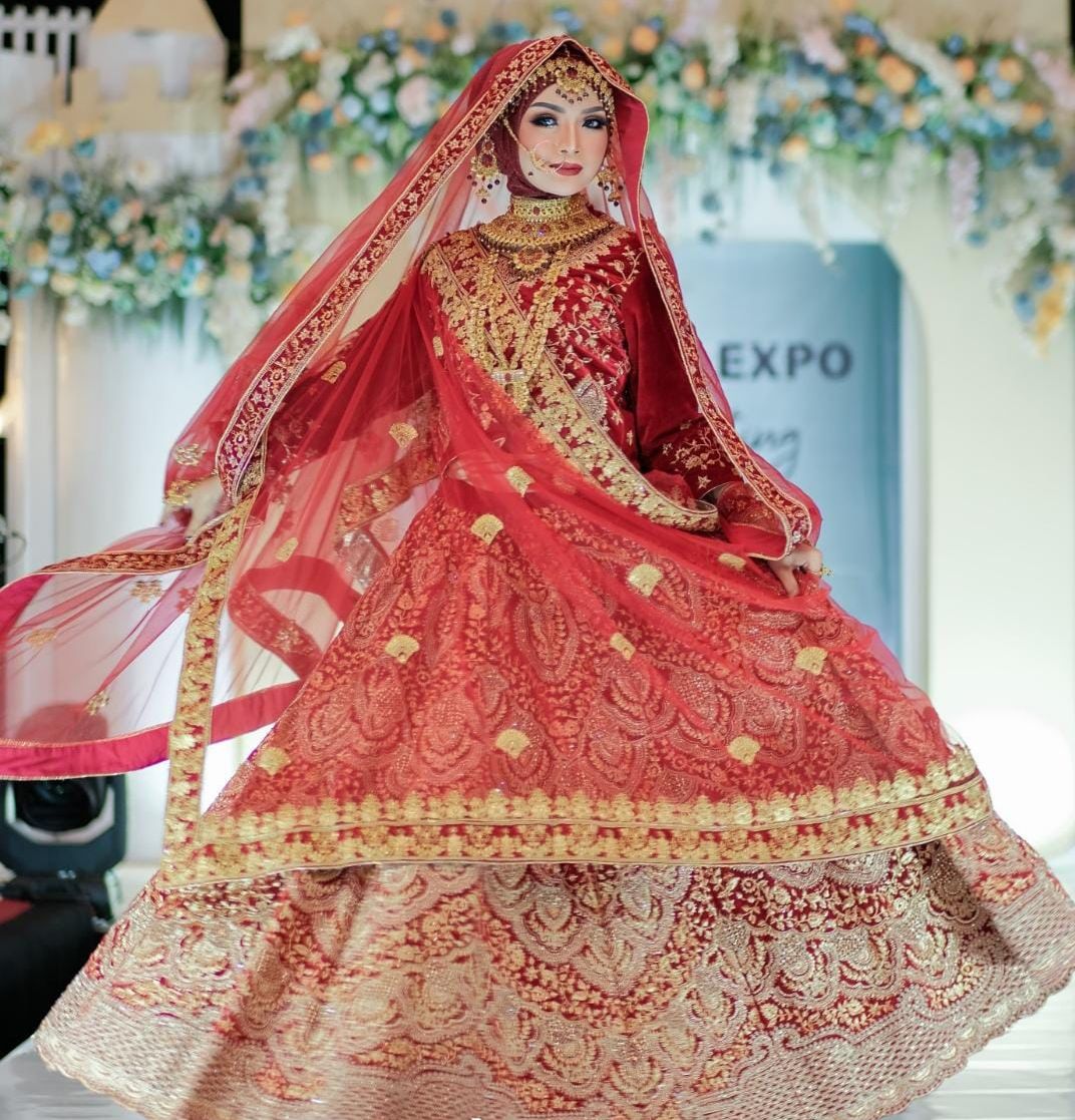 CETAR: Penampilan hasil Anggi Melinda Putri untuk makeup arabian look. (MELINDA UNTUK JPRM)