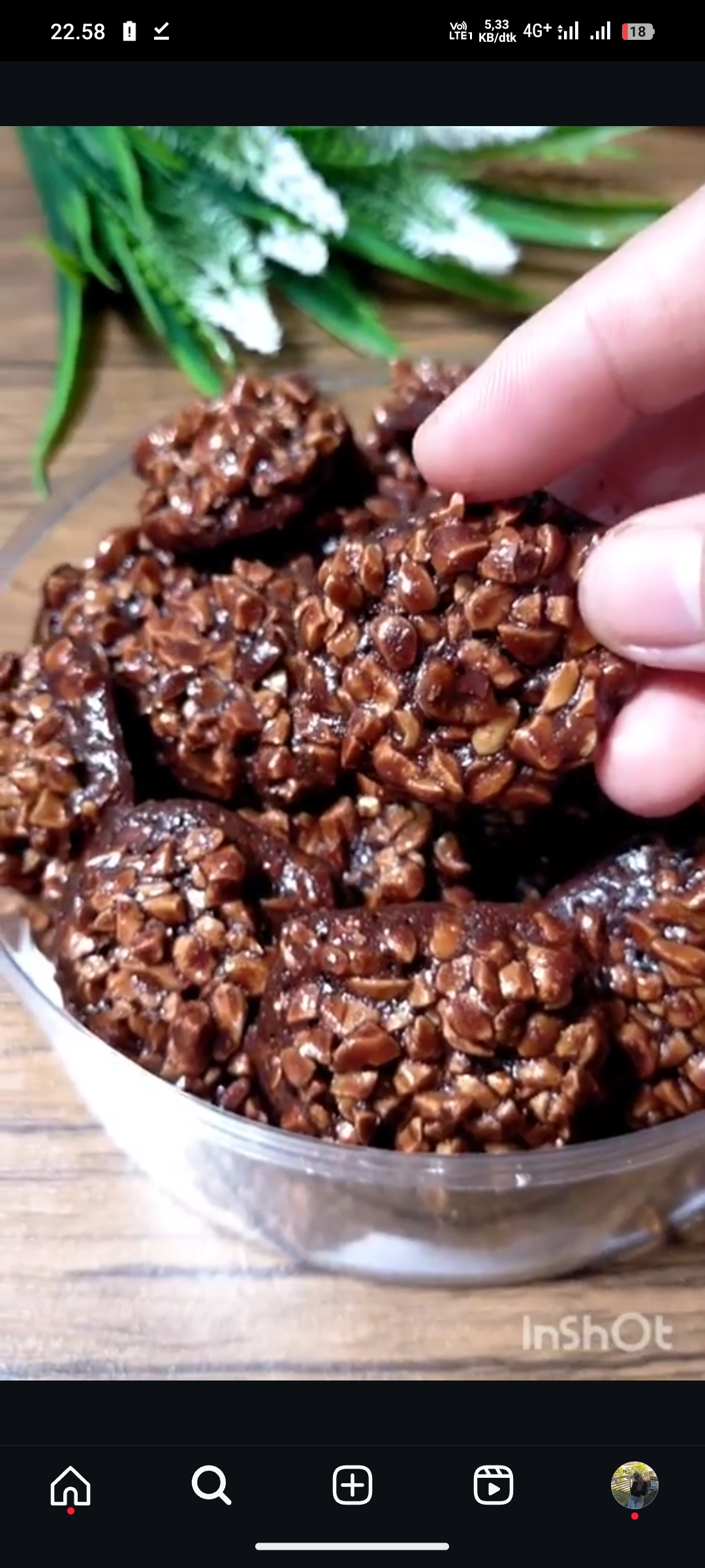 Kue Kacang Ovaltine