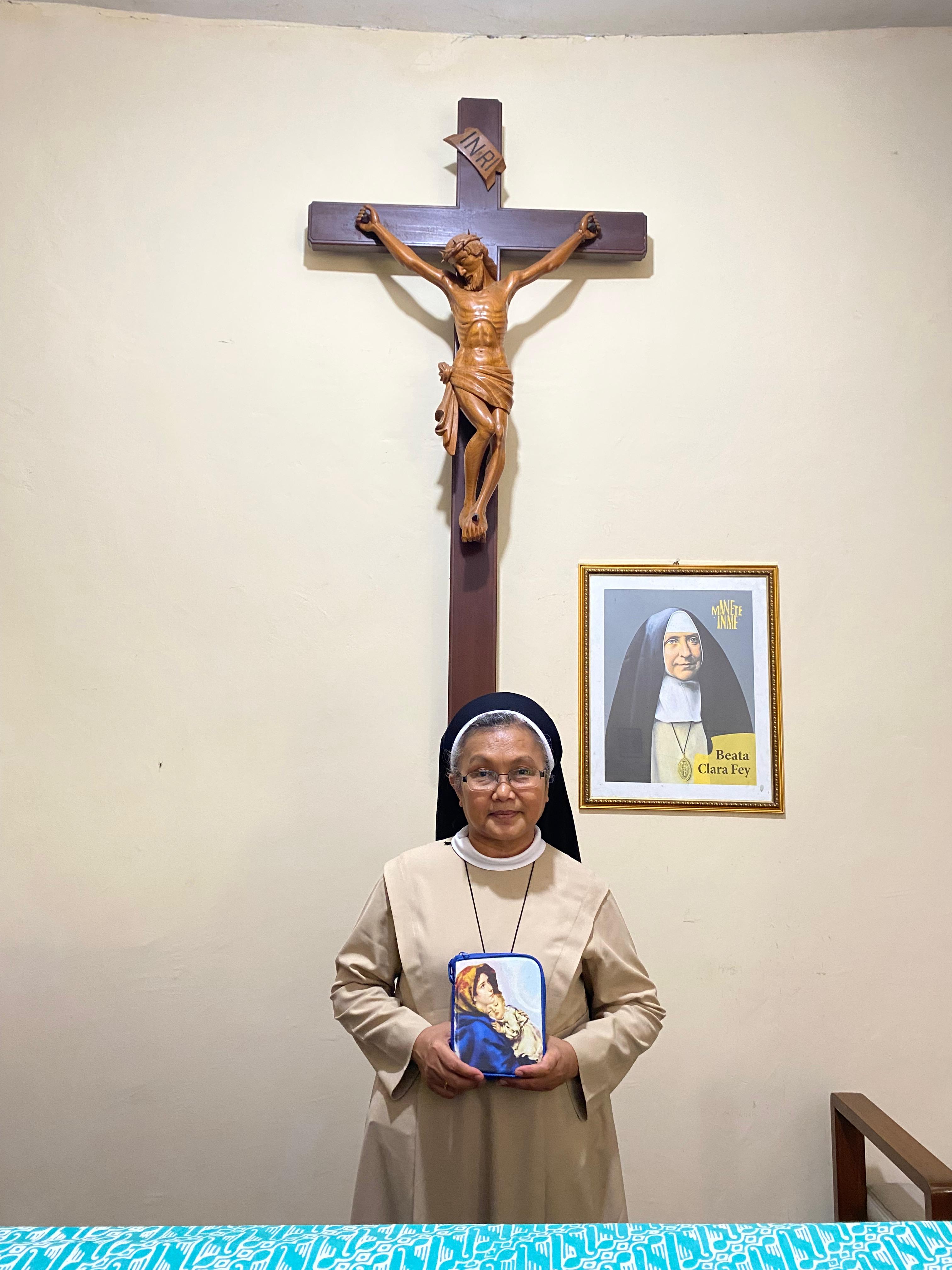 MENGABDI: Suster Patrisia saat berada di Kapel PIJ Jalan Nyalaran, Kamis (26/12).