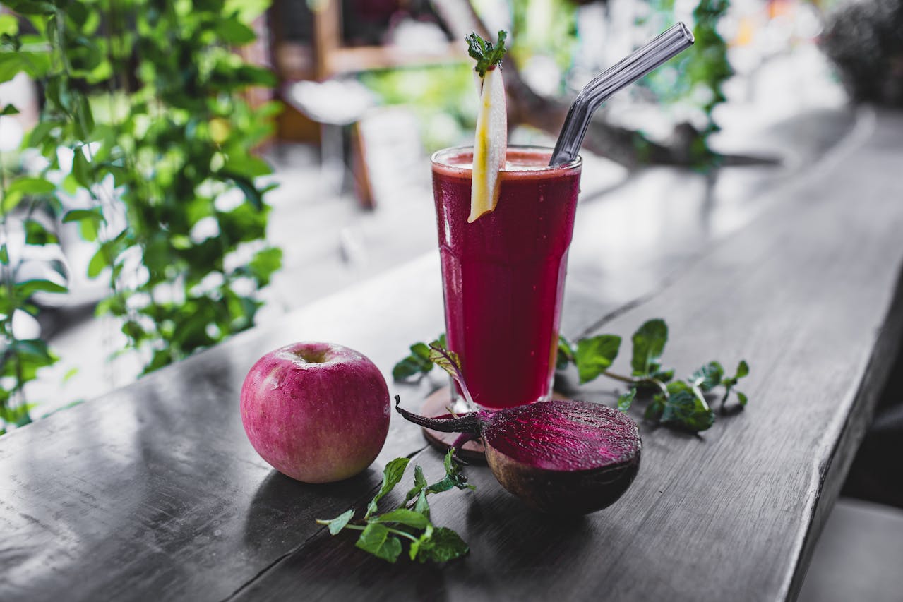 jus buah bit yang mengandung banyakmanfaat bagi kesehatan