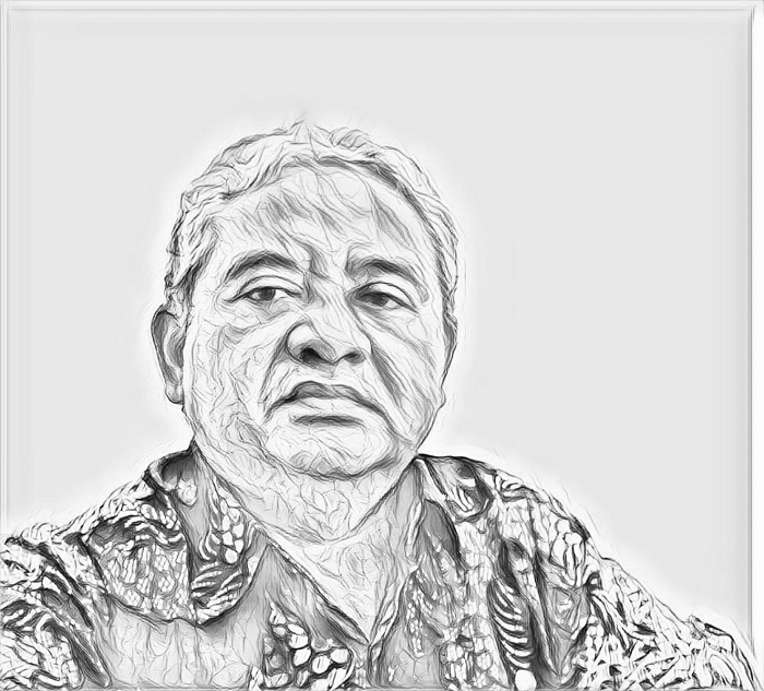 Hidayat Raharja, penulis esai, tinggal di Sampang.