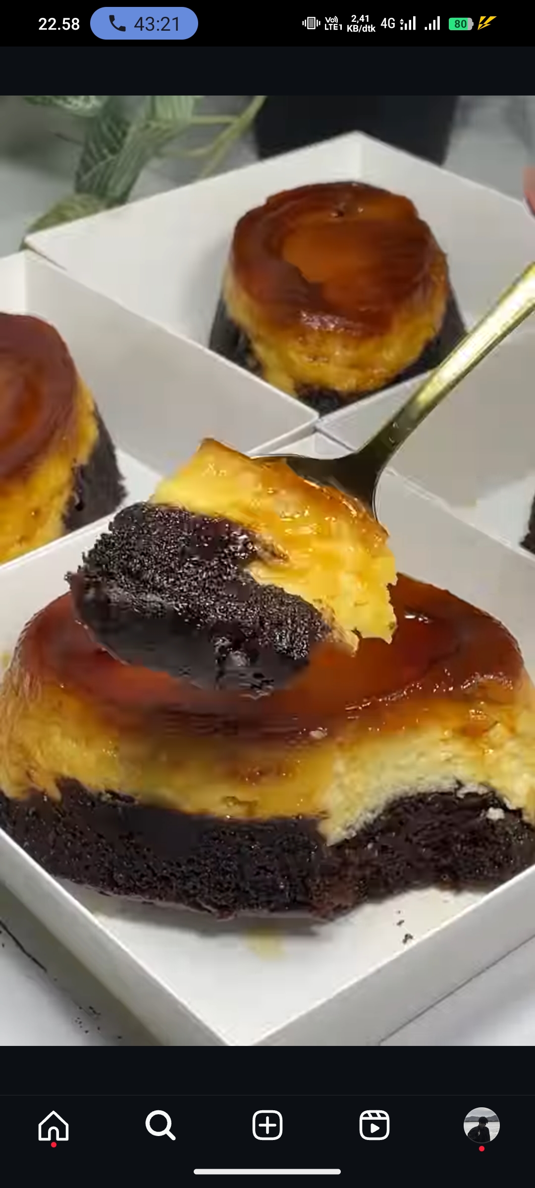 Ilustrasi Caramel Cheese Pudding Brownies