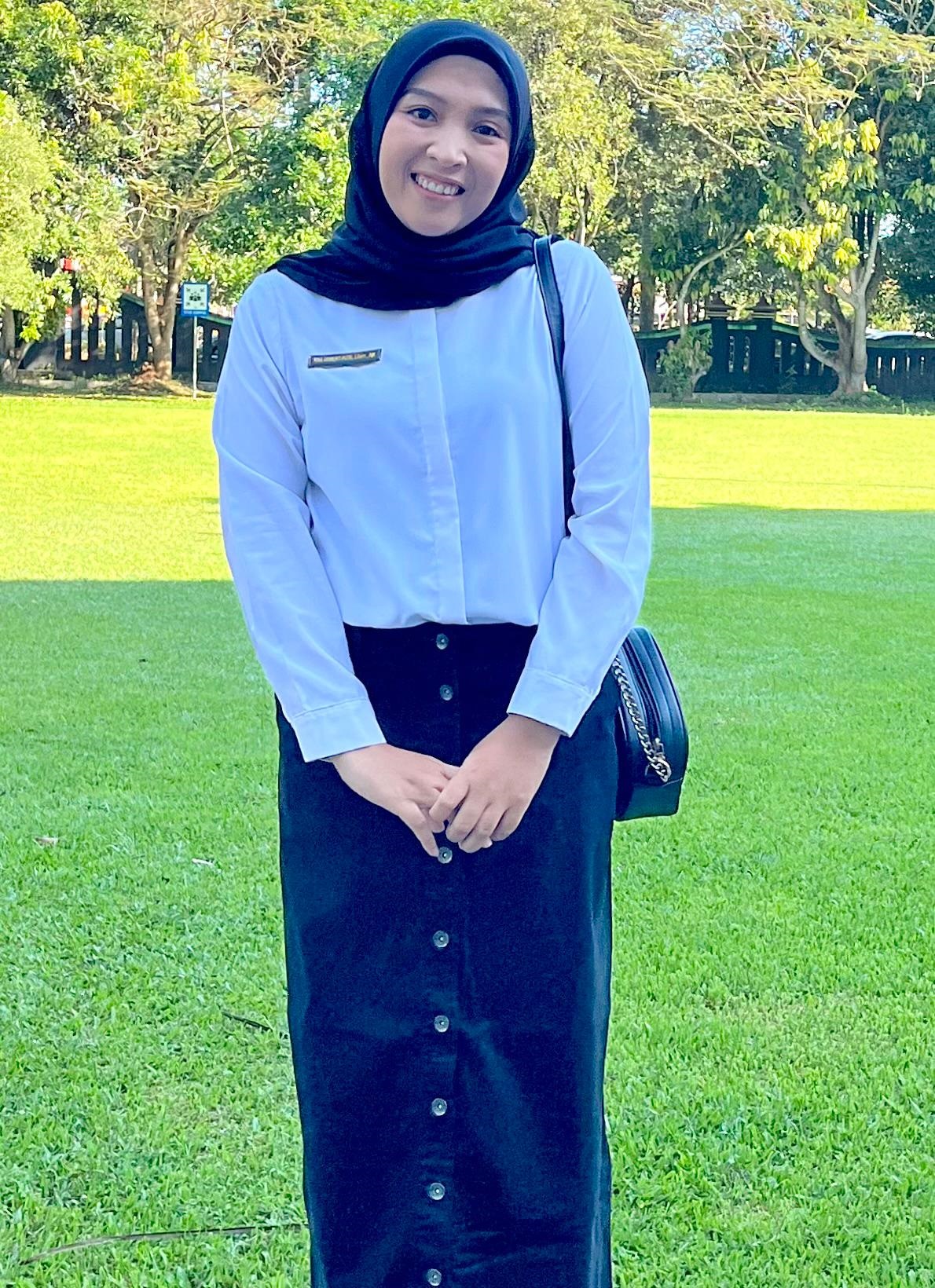 Koordinator Front Office RSUD Syamrabu Apt. Rina Arimurti Putri, S. Farm. (SYAIFUL BAHRI UNTUK JPRM)&nbsp;