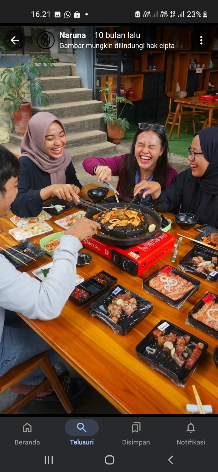 Makan bareng di Naruna Space