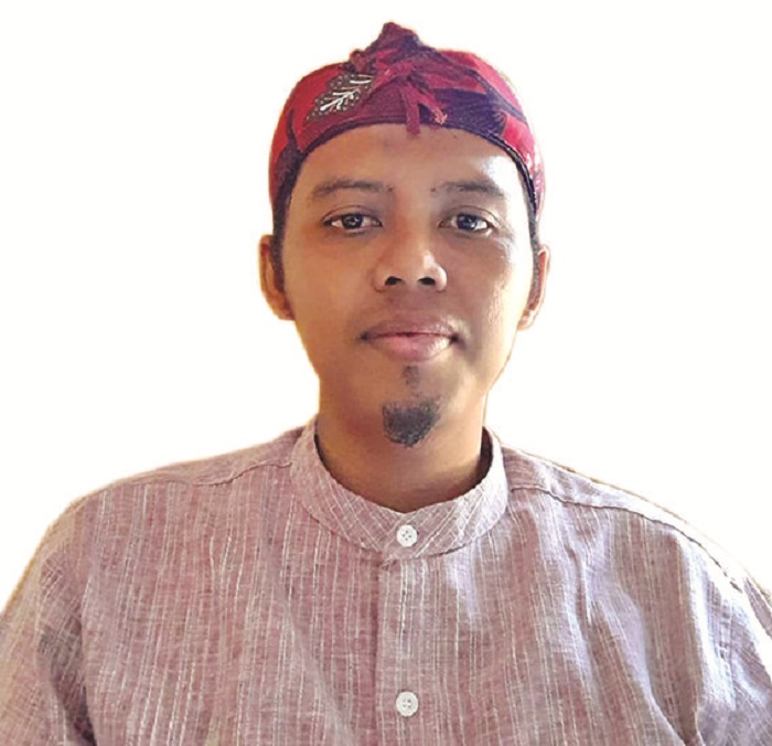 Suwantoro, alumnus PP Riyadlus Sholihin Laden, Pamekasan, mengabdi sebagai Dosen IAIN Madura.