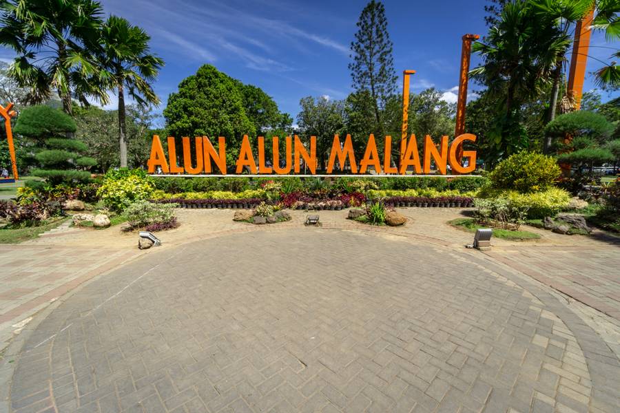 Alun alun, salah satu tempat istimewa untuk ngabuburit di Kota Malang