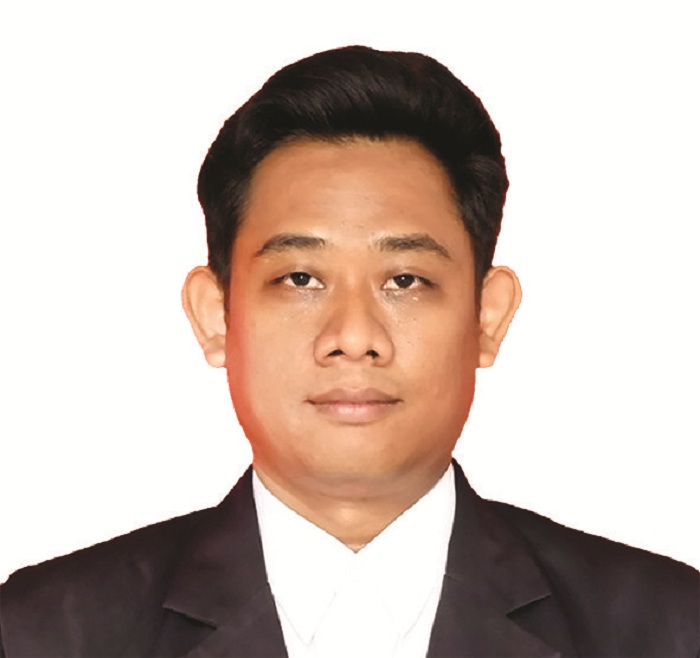 Febrihada Gahas Candramukti, alumnus TMI Al-Amien Prenduan, Dosen IAIN Madura.