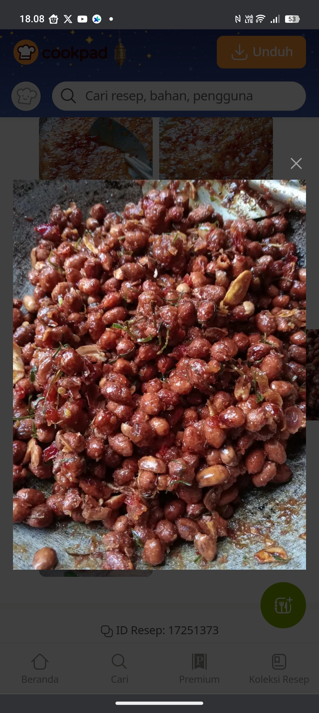Kacang goreng Pedas