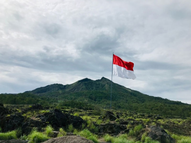 Salah satu tempat healing wisata alam di Bali adalah gunung batur